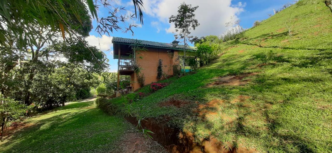 Pau a Pique Chalé Bocaina de Minas Esterno foto